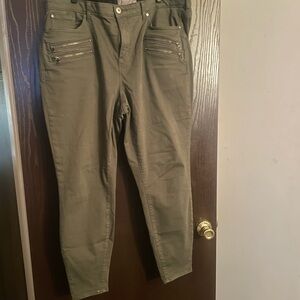 Torrid Bombshell Skinny Moto Jeans Olive Green 22T NO TAG